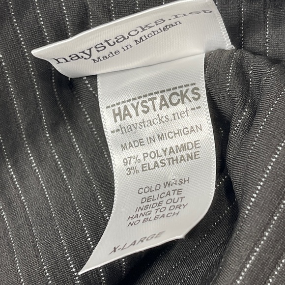 Haystack A-Line Lettuce Edge Striped Black White Skirt Made in USA - Picture 3 of 4